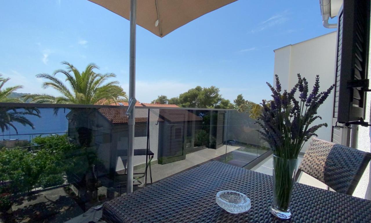 Apartments Tasha Mali Lošinj Extérieur photo