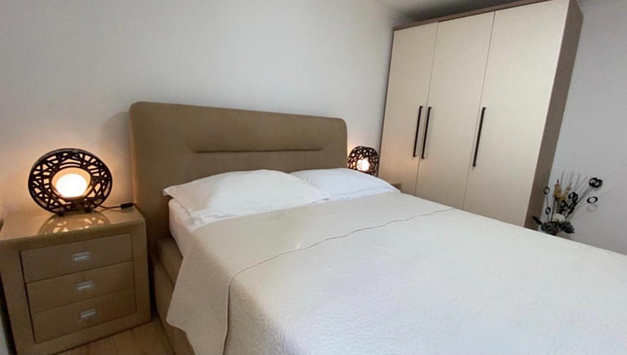 Apartments Tasha Mali Lošinj Extérieur photo